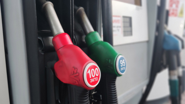 Какой бензин следует заливать: рекомендованный или допустимый, и какие будут последствия